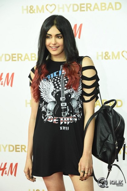 Adah-Sharma-at-H-and-M-Store-Launch